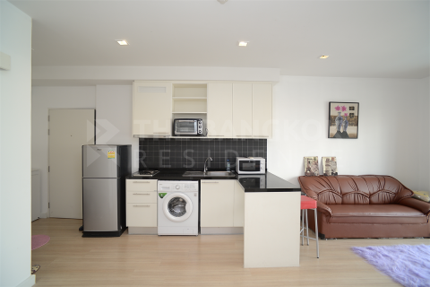 Condo in Bangkok, Thailand, 2 bedrooms № 185232 - photo 3