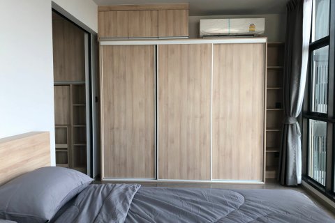 Studio dans le Condo à Watthana, Bangkok, Thaïlande  № 138683 - photo 3