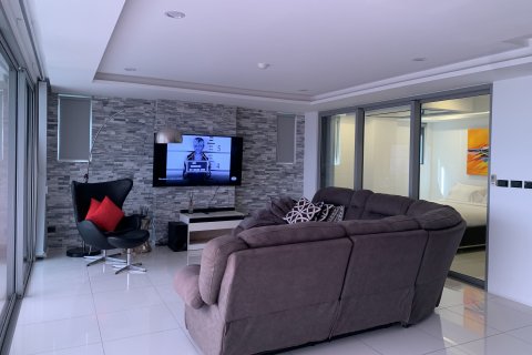 Condo à Phuket, Thaïlande, 2 chambres № 137920 - photo 20