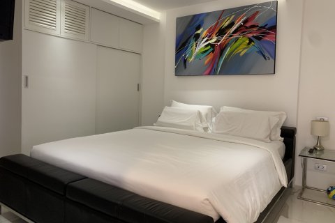 Condo à Phuket, Thaïlande, 2 chambres № 137920 - photo 4