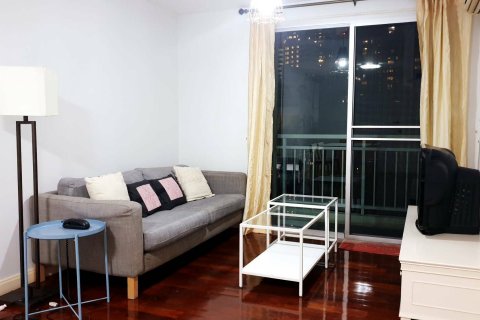 Studio in the Condo in Watthana, Bangkok, Thailand  № 137924 - photo 17