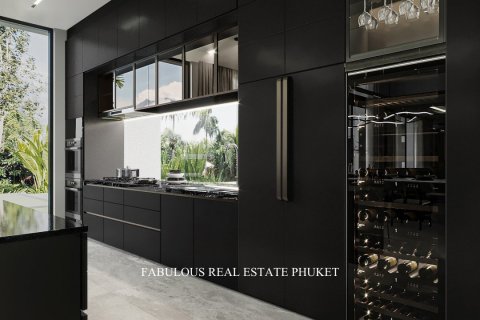 Villa in Bang Tao, Thailand 4 bedrooms № 179729 - photo 14