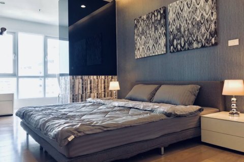 Condo in Bangkok, Thailand, 2 bedrooms № 146863 - photo 4