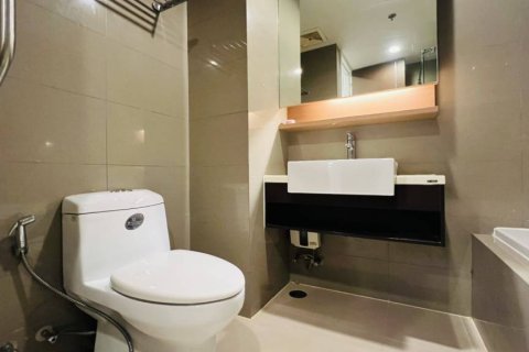 Condo in Bangkok, Thailand, 2 bedrooms № 146863 - photo 10