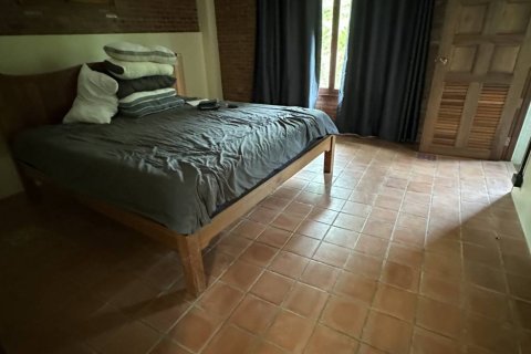 Villa in Surat Thani, Thailand 3 bedrooms № 146861 - photo 9