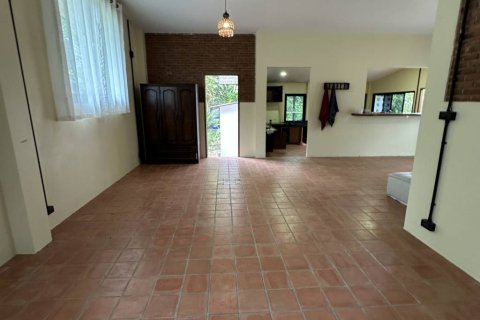 Villa in Surat Thani, Thailand 3 bedrooms № 146861 - photo 3