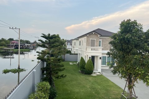 Maison à Bang Yai, Thaïlande 3 chambres № 145962 - photo 8