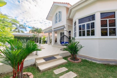 Вилла в Ча-аме, Таиланд с 3 спальнями  № 119183 - фото 2