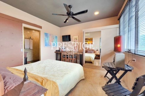 Condo in Pattaya, Thailand, 1 bedroom № 198292 - photo 10