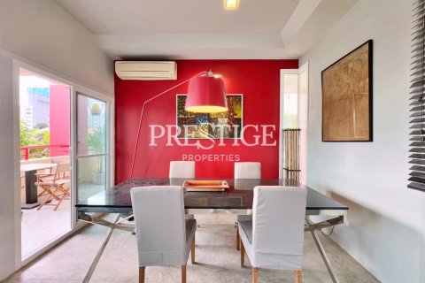 Condo in Pattaya, Thailand, 1 bedroom № 198292 - photo 5