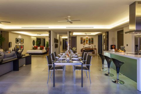 Villa on Layan Beach, Thailand 3 bedrooms № 166792 - photo 4