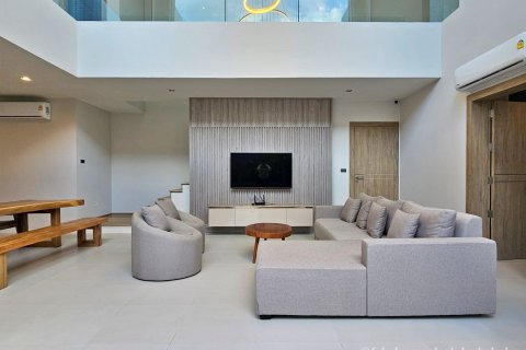 Villa in Bang Tao, Thailand 3 bedrooms № 179205 - photo 25