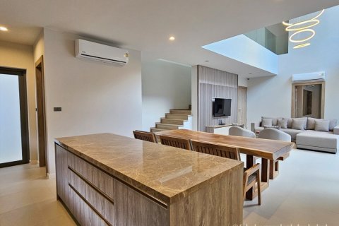 Villa in Bang Tao, Thailand 3 bedrooms № 179205 - photo 23