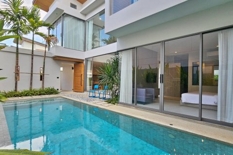 Villa in Bang Tao, Thailand 3 bedrooms № 179205 - photo 24