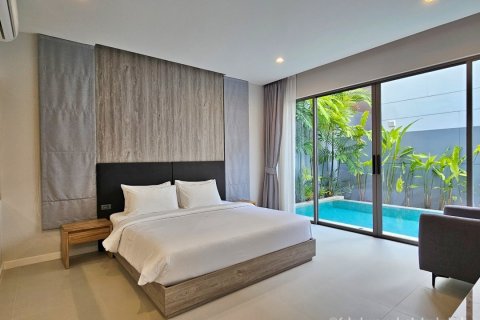 Villa in Bang Tao, Thailand 3 bedrooms № 179205 - photo 21