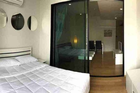 Condo in Bangkok, Thailand, 1 bedroom № 183530 - photo 8