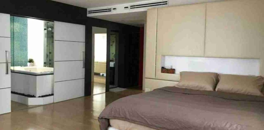 Condo in Bangkok, Thailand, 1 bedroom № 183534