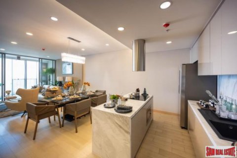 Apartment in Bangkok, Thailand 3 bedrooms № 193437