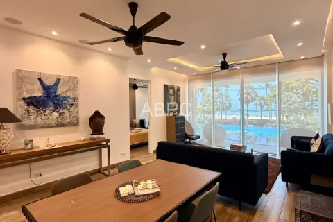 Condominio de 4 dormitorios en Jomtien Beach, Pattaya, Tailandia № 211749 - foto 11