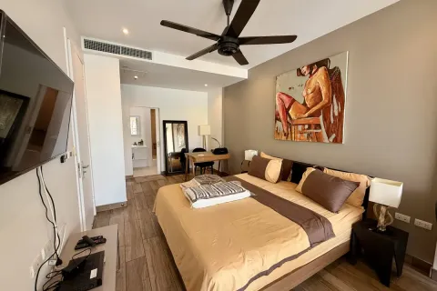 Condominio de 4 dormitorios en Jomtien Beach, Pattaya, Tailandia № 211749 - foto 28