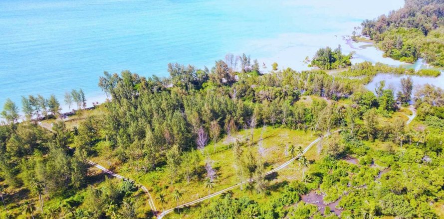 Land in Phang Nga, Thailand 38948 sq.m. № 151507