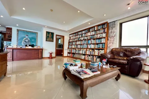 Condominio de 1 dormitorio en Jomtien Beach, Pattaya, Tailandia № 212758 - foto 2