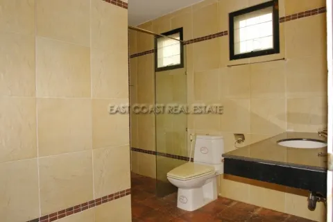 Casa de 2 dormitorios en Pattaya, Tailandia № 212756 - foto 15