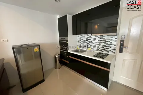 Condominio de 1 dormitorio en Pattaya, Tailandia № 212753 - foto 4