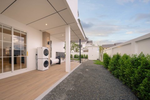 Villa in Chiang Mai, Thailand 4 bedrooms № 171508 - photo 30