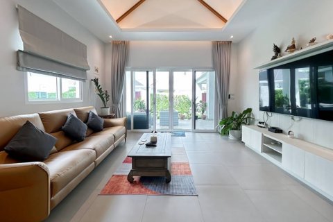 Вилла в Хуа Хине, Таиланд с 2 спальнями  № 114617 - фото 10