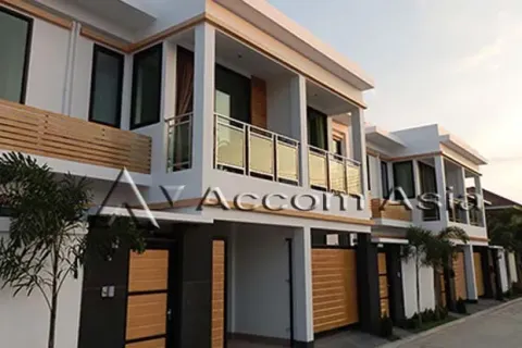 Haus in Bang Lamung, Thailand 3 Schlafzimmer № 218300 - Foto 2
