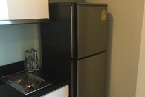 Condo in Bangkok, Thailand, 1 bedroom  № 144076 - photo 5
