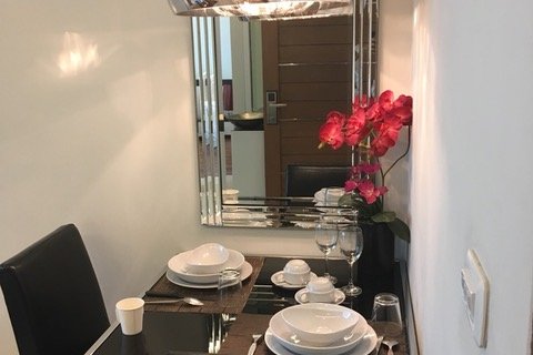 Condo in Bangkok, Thailand, 1 bedroom  № 144076 - photo 3