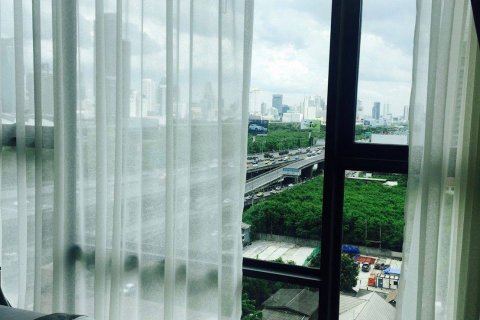 Condo in Bangkok, Thailand, 2 bedrooms  № 144073 - photo 5