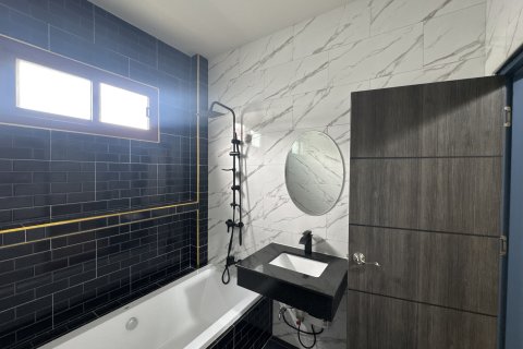 Villa à Chiang Mai, Thaïlande 3 chambres № 164784 - photo 17