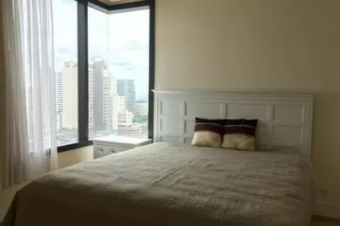 Студия в кондо в Клонг Тоэй, Бангкок, Таиланд № 139043 - фото 2