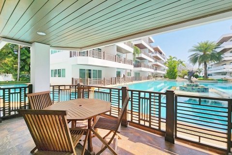 Кондоминиум с 3 спальнями в Ча-аме, Таиланд № 139040 - фото 1