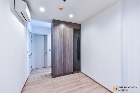 Condo in Bangkok, Thailand, 2 bedrooms № 184193 - photo 2