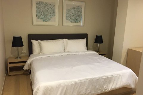 Condo à Watthana, Bangkok, Thaïlande, 2 chambres  № 171099 - photo 10