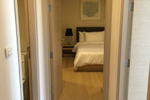 Condo à Watthana, Bangkok, Thaïlande, 2 chambres  № 171099 - photo 9