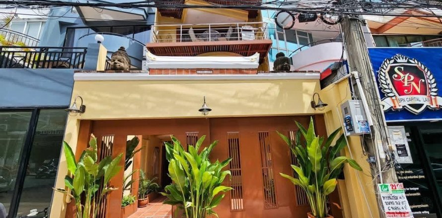 Townhouse in Pattaya, Thailand 5 bedrooms № 171095