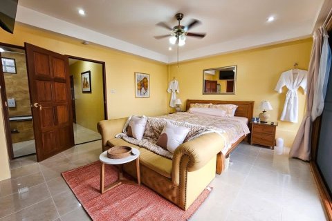 Townhouse in Pattaya, Thailand 5 bedrooms № 171095 - photo 11