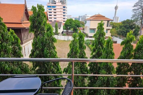 Townhouse in Pattaya, Thailand 5 bedrooms № 171095 - photo 5