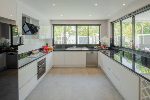 Вилла в Ханг Донге, Таиланд с 4 спальнями  № 114460 - фото 6