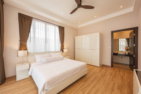 Villa in Hang Dong, Thailand 5 bedrooms № 114459 - photo 9