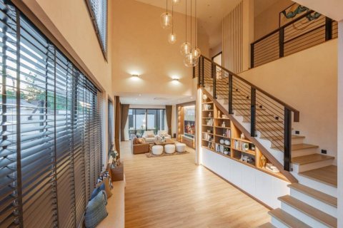 Villa in Hang Dong, Thailand 5 bedrooms № 114459 - photo 4