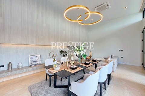 House in Pattaya, Thailand 3 bedrooms № 197823 - photo 7
