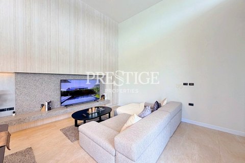 House in Pattaya, Thailand 3 bedrooms № 197823 - photo 4