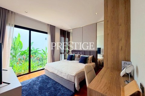 House in Pattaya, Thailand 3 bedrooms № 197823 - photo 23