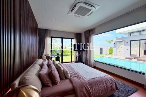 House in Pattaya, Thailand 3 bedrooms № 197823 - photo 19